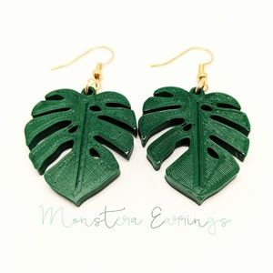 Monstera gold accent earrings